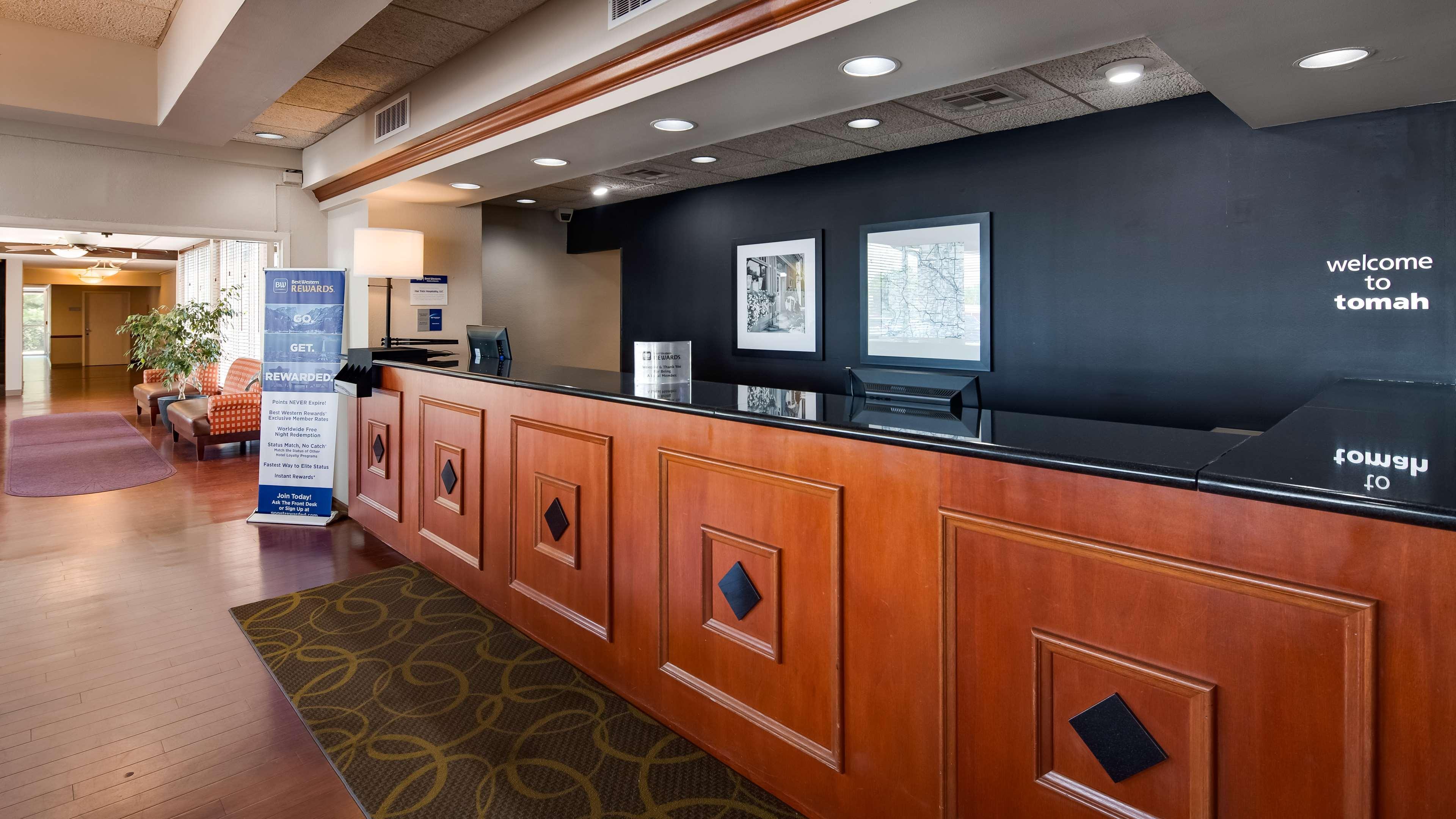 Best Western Tomah Hotel Екстер'єр фото
