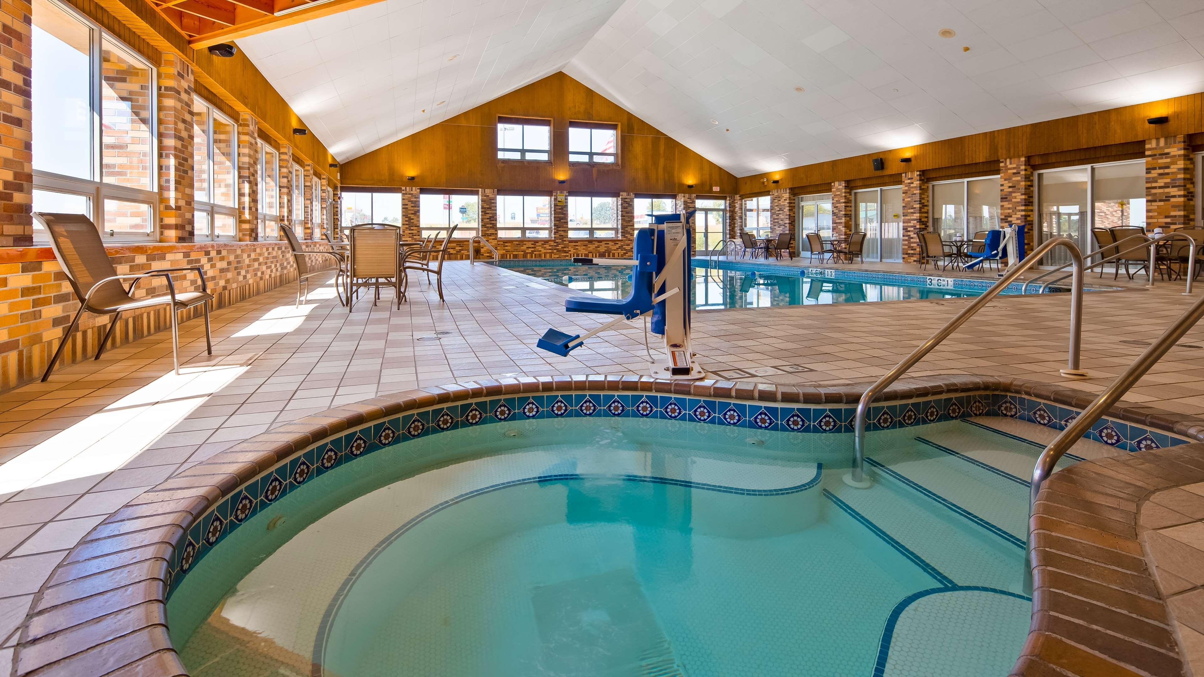Best Western Tomah Hotel Екстер'єр фото