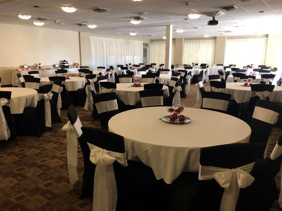 Best Western Tomah Hotel Екстер'єр фото