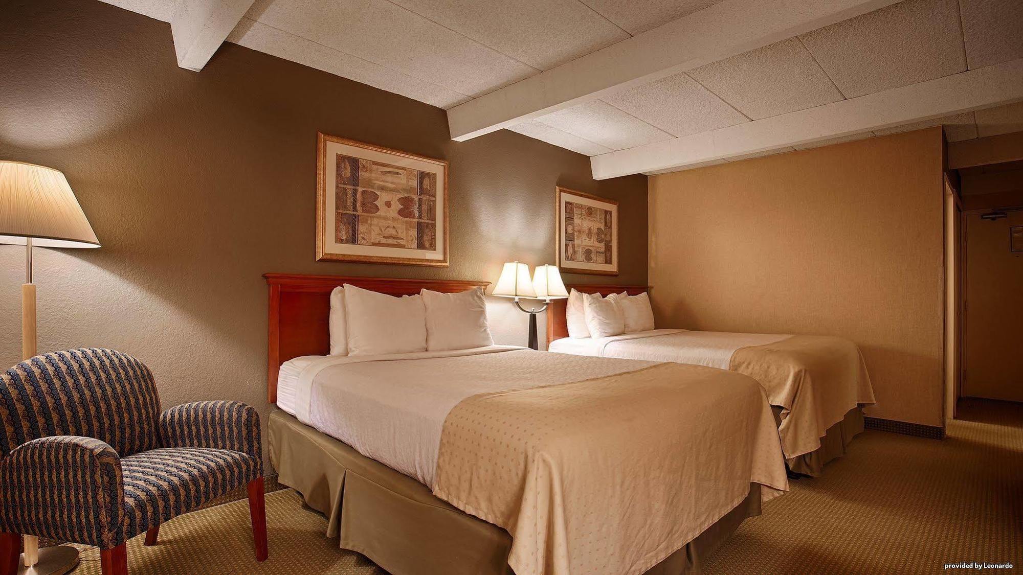 Best Western Tomah Hotel Екстер'єр фото